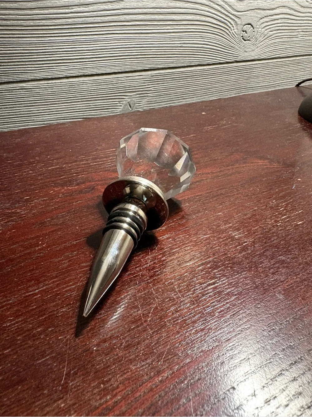 Faceted Crystal Wine Bottle Stopper with Silver-Tone Metal